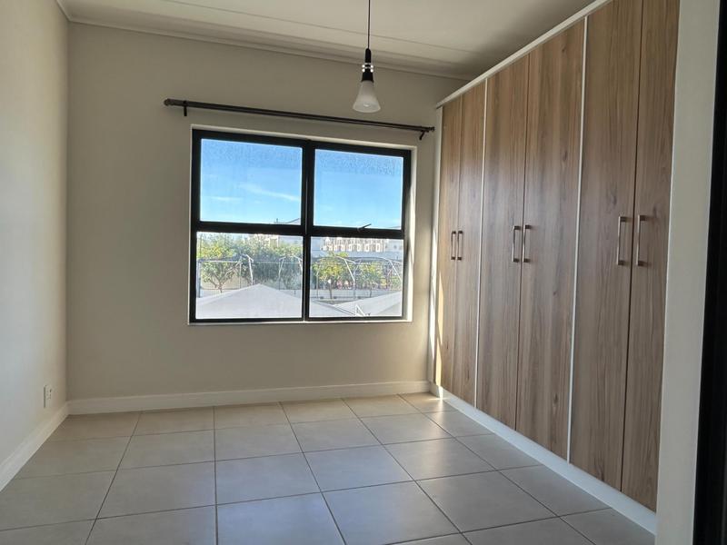 To Let 1 Bedroom Property for Rent in Sandown Western Cape